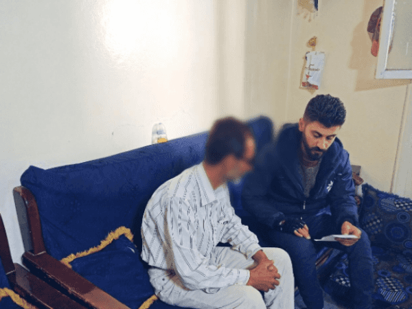 يحتاج لعملية مستعجلة، وإلا سيفقد نظره للأبد!