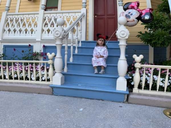 انا اسمي سلمى و عيدميلادي ب ١٨ نوفمبر ٢٠١٧  قرب عيدميلادي الرابع هالسنة.