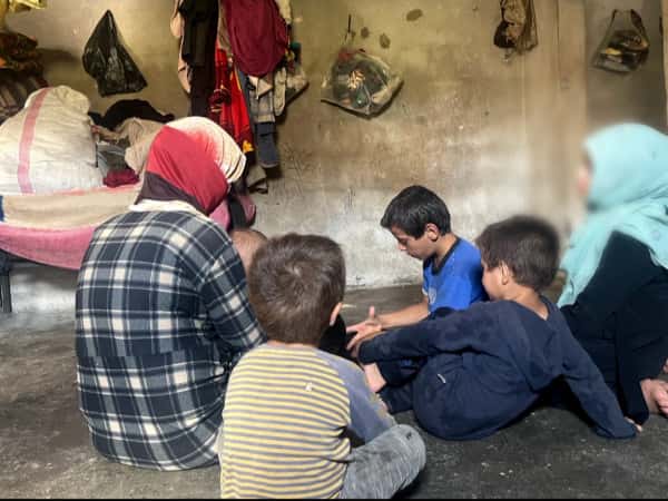 A widow and her ten orphaned children among whom are some sick, living under super difficult conditions