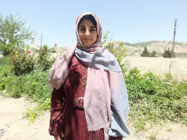 Aya, an orphan girl from Aleppo