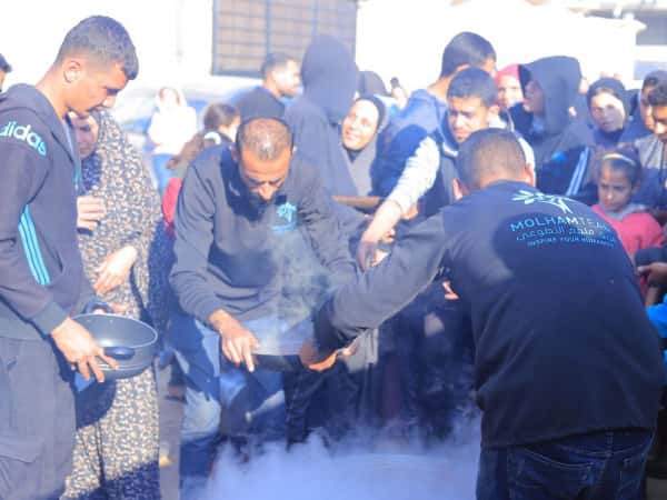 وجبة ساخنة في غزة !