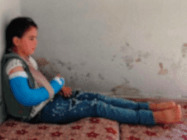 طفله بحاجة لعملية