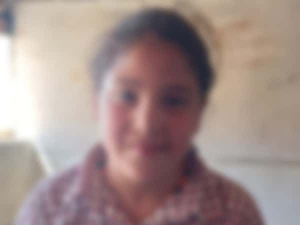 Ayat, an orphan girlAyat, an orphaned child, has lost her father.