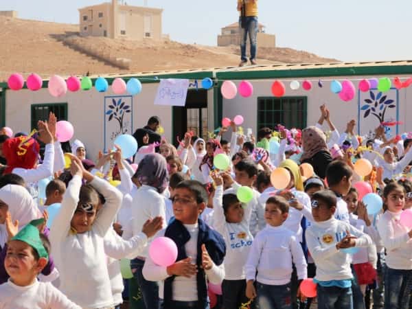 حفلة عامة لإسعاد الأطفال