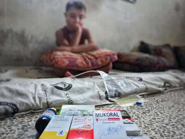 عبد القادر طفل يعاني من قصور بالقلب و مرض بالمثانة!