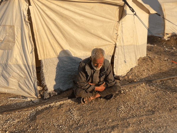 حتى آخر خيمة