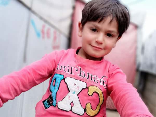 A child needs scan images , examinations and monitoring of his kidneys and urinary system
