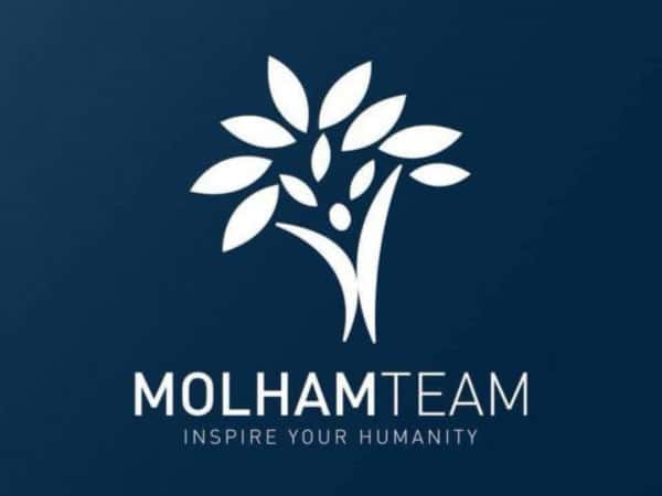 وحيدة في مواجهة المرض