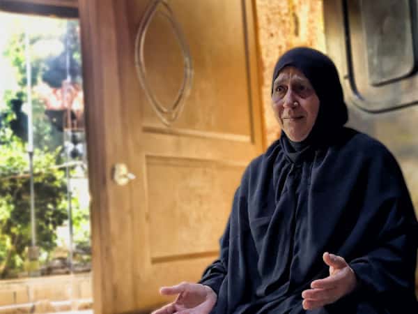 From one suffering to another, the aunt lives with difficulty!