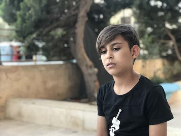 A child suffers of many diseases