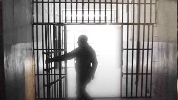 فرصة العشر من ذي الحجة - سداد الدين عن الغارمين في سوريا