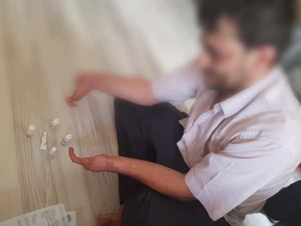 تفجّر به لغم أرضي مما أفقده الكثير ومنها قرنية عينه