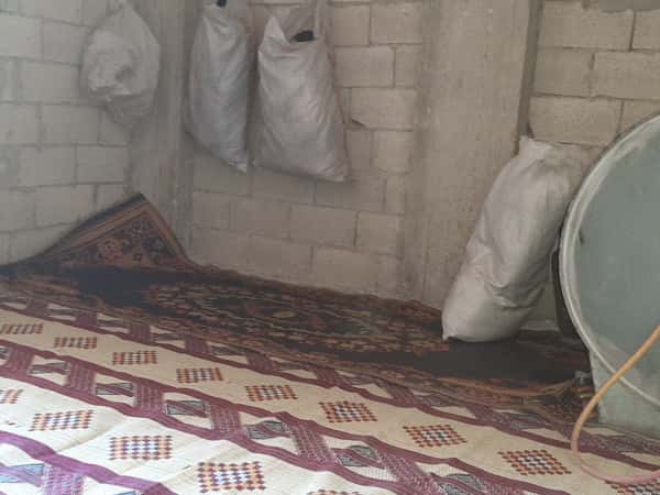3 displaced families in one home need help