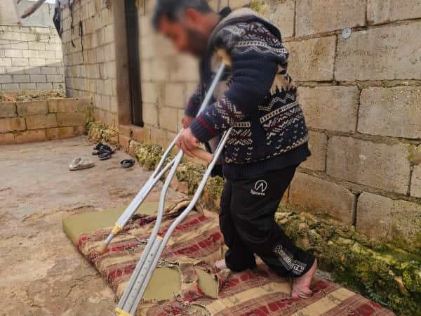 خيمةٌ لا تردّ البرد