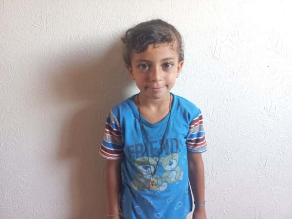 Menna is an orphaned child from Gaza.