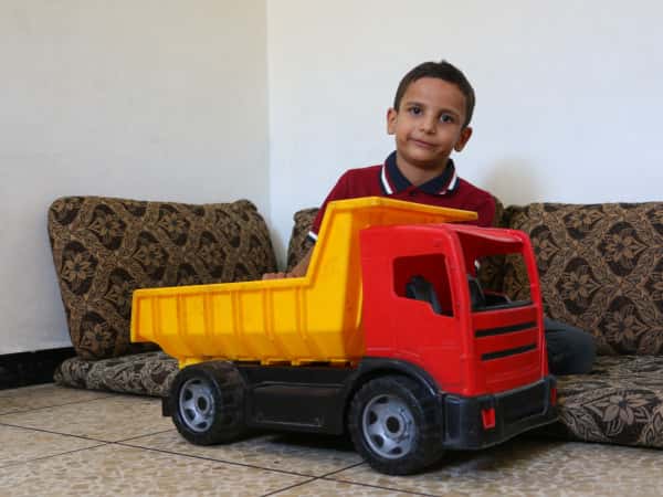 Mayar, an orphan has six siblings