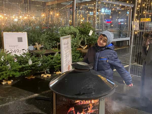 عيد ميلاد بابا حبيبي رح يصير 60 سنة. كل عام وإنت بخير والله يخليلنا ياك ❤️.