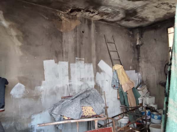 A father struggles to keep his family afloat