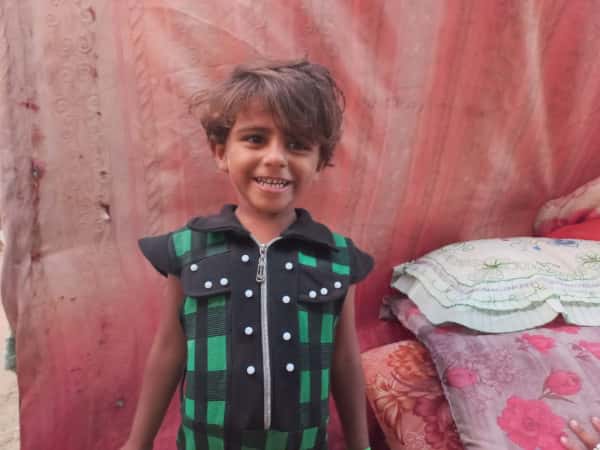 Mira is an orphan girl from Gazaز