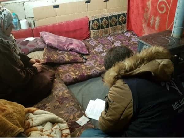 A mother suffering from cancer, dreams of having a refrigerator.
