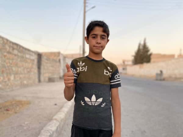 Ali is an orphan who seeks a sponsor