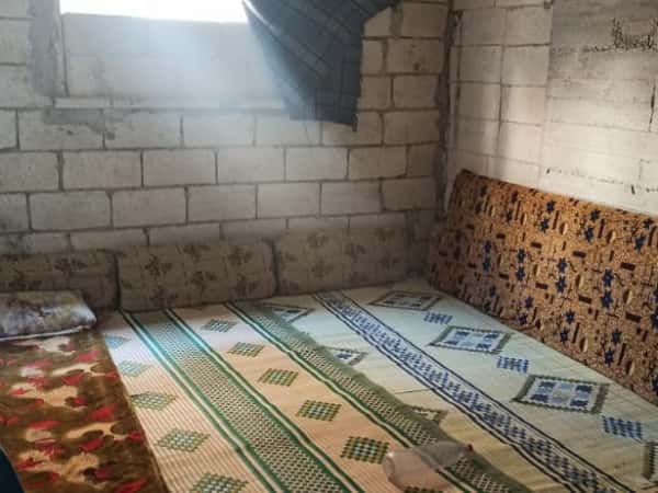 خمسة عشر فرداً بوضعٍ مزرٍ بحاجة للمساعدة