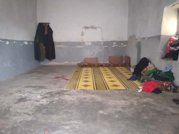 رحلات نزوحٍ لاتنتهي، وأطفالٌ بلا معيل