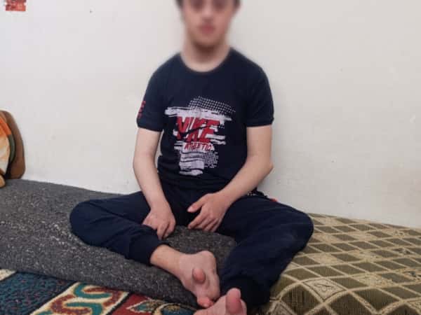 عبد الرحمن… يحتاج وسيلة للحركة