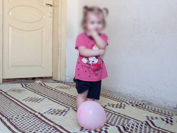 An asthmatic father is unable to secure milk for his baby girl!