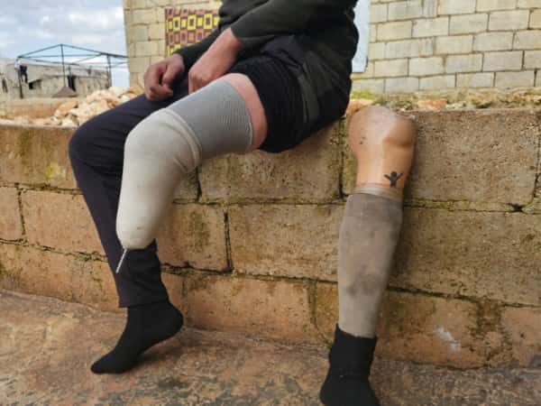 رغم الإعاقة يسعى لأجل أطفاله