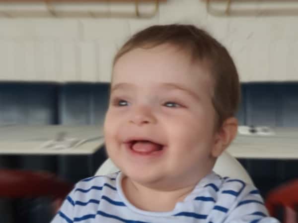 عيد ميلاد سامي نفافعه العمر ٢ سنه دوله فليسطين البلد الناصره قررنا انا نشارك فرحتنا مع اطفال سوريه ولاجئين