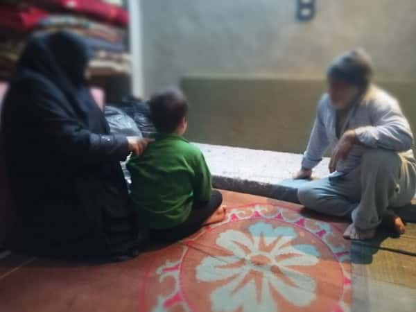 A family in need to be provided with clothes, basic needs, and a money amount!