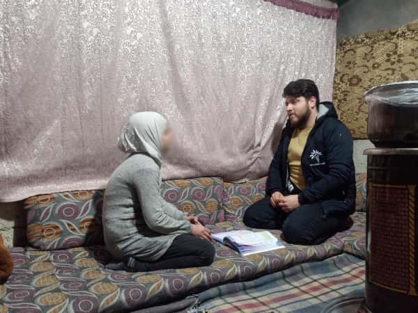 Be a soothing balm for the pains of little Fatima and contribute to securing her medications