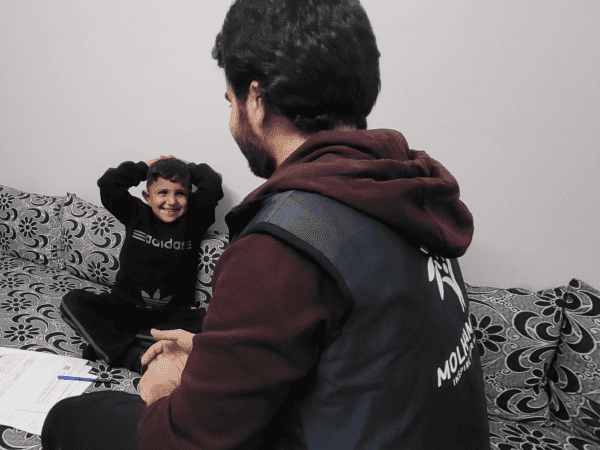 A child needs urgent treatment