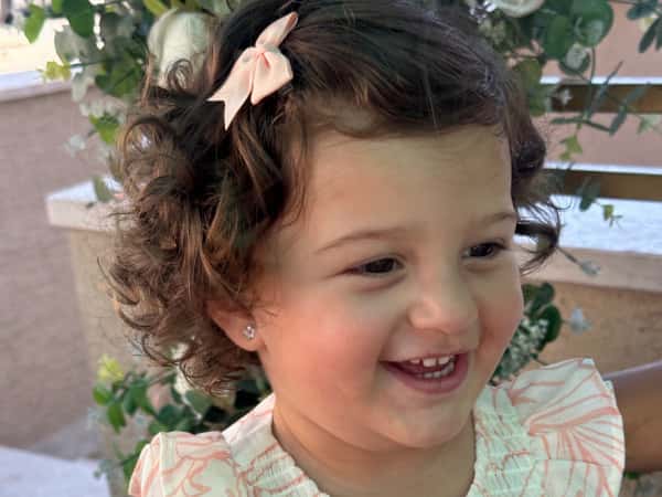 عيد ميلاد بنتي ألمى الله يحميها ويحمي كل أطفال العالم