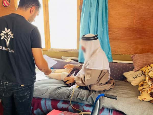 Ahmed leidet an vielen gesundheitlichen Problemen und braucht Behandlung