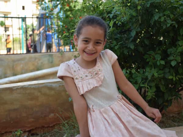Aisha - an orphan who lost her father without getting to know him