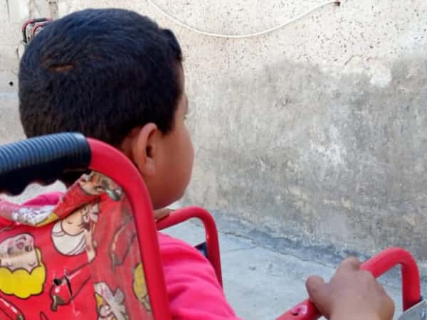 Ali, an orphan needs your help