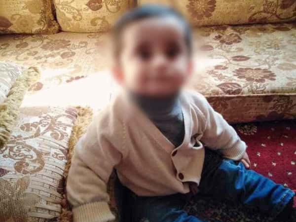 وُلد الطفل محمد مع مشكلة في جسده، لكنها قابلة للعلاج بمساعدتك