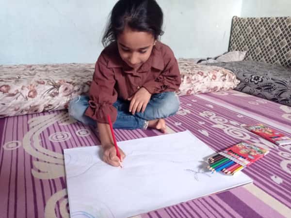 Doaa is an orphan girl from Aleppo