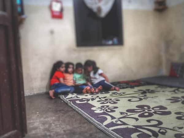 A family of 13 members live in a miserable conditions