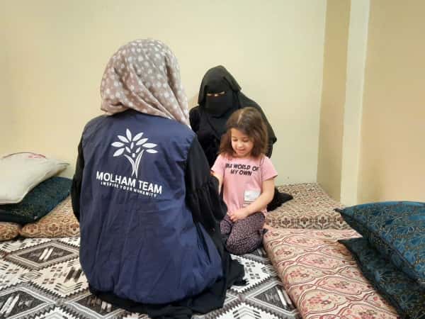 Rawda struggles alone to provide for her seven children.