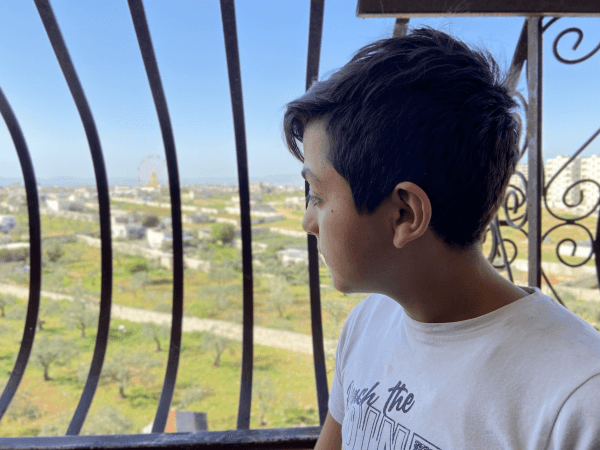 A kid has retinal detachment and urgently needs surgery.