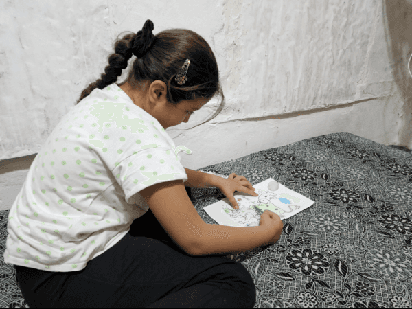 صباح طفلة يتيمة من حلب