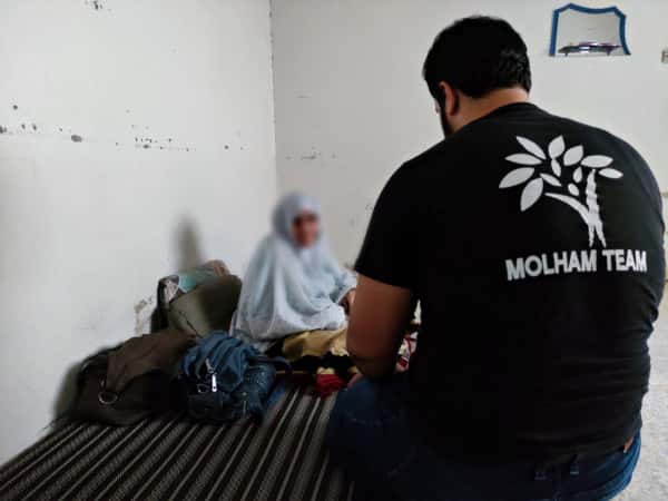 16 شخصاً في منزلٍ واحد يجِدُوا صُعوبةً في تأمينِ لُقمة عيشِهم