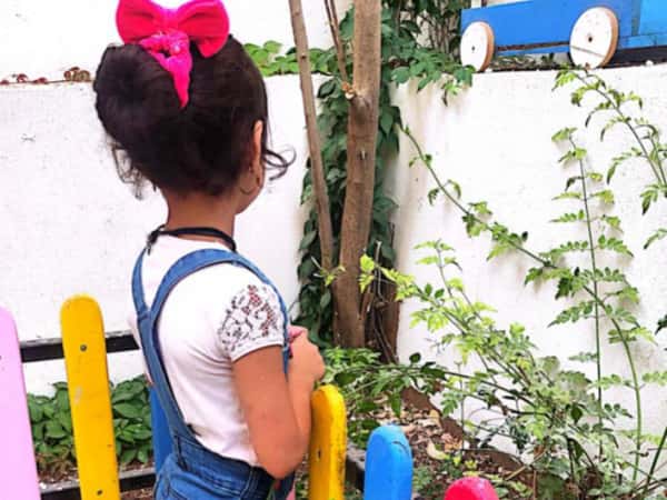 Malak is an orphaned girl needs your support