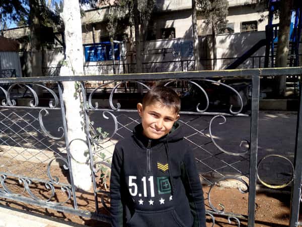 Ali is an orphaned child who waits for a sponsor.