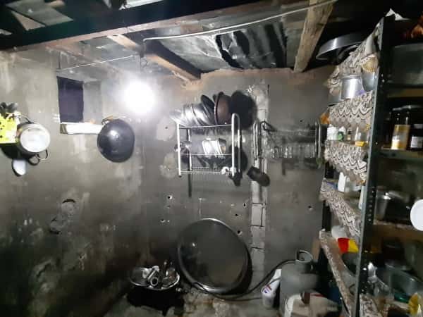 A family of 5 children needs support