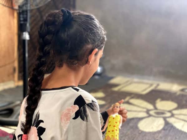 Yamama, an orphan from Homs.