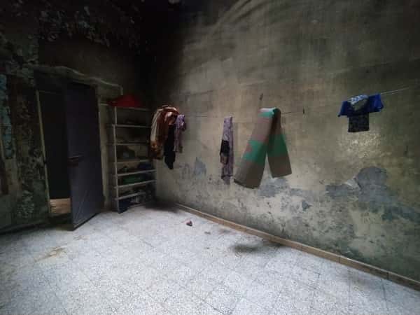 الخالة زهيرة بحاجة لمنزل صغير يأوي أيتامها